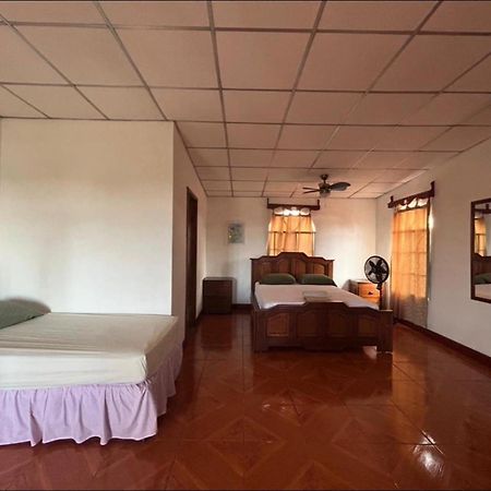 Casa Robles - Your Stay Near Airport Манагуа Екстериор снимка