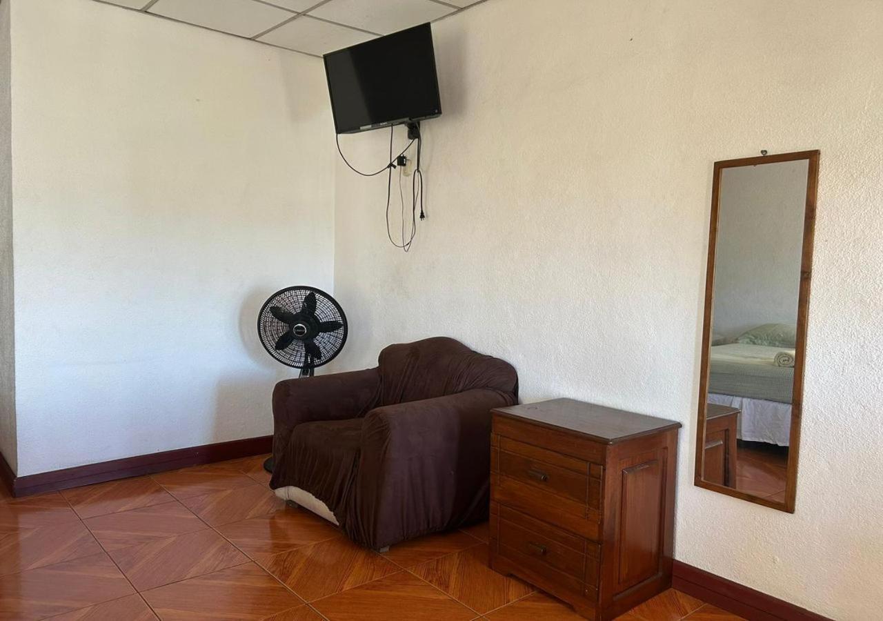 Casa Robles - Your Stay Near Airport Манагуа Екстериор снимка