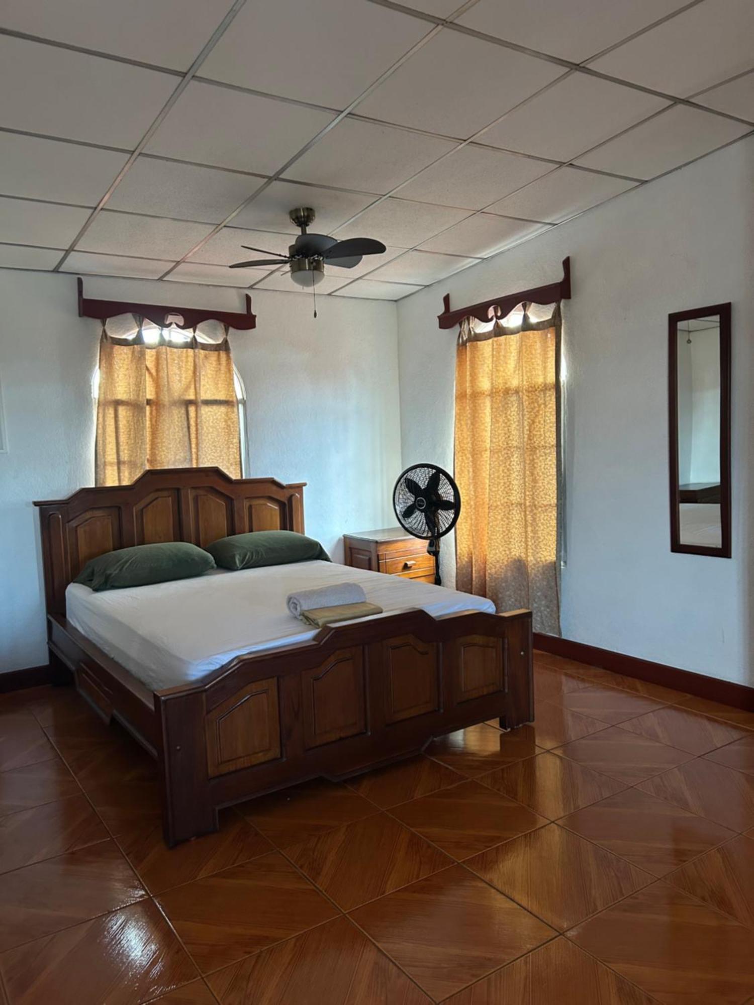 Casa Robles - Your Stay Near Airport Манагуа Екстериор снимка