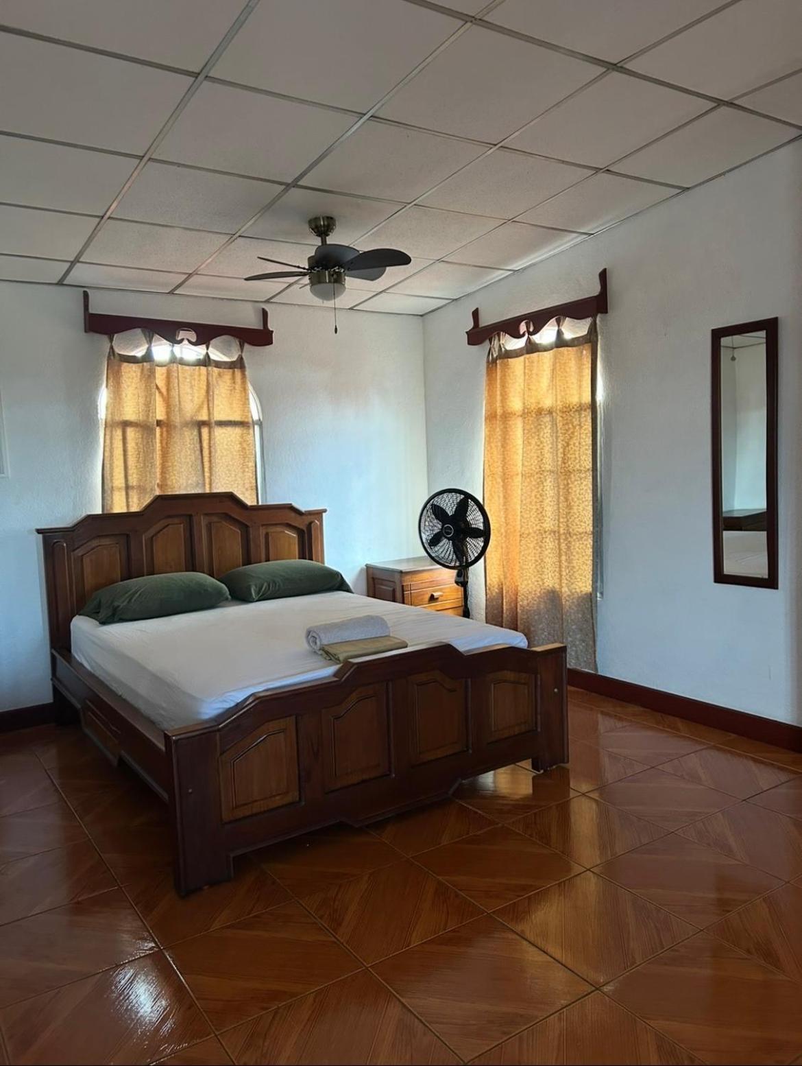 Casa Robles - Your Stay Near Airport Манагуа Екстериор снимка